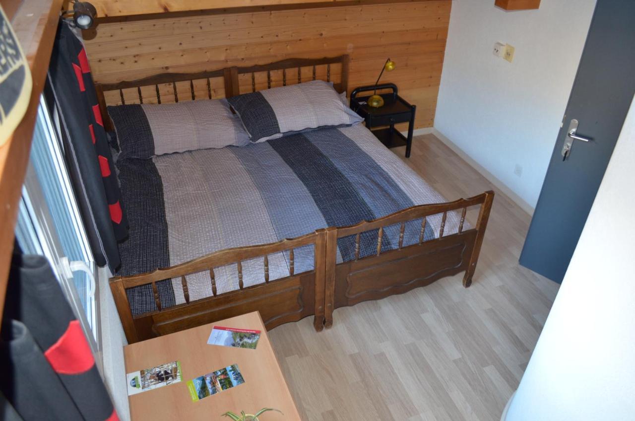 Logement Chez L'Habitant Etage Independant Grône Kültér fotó